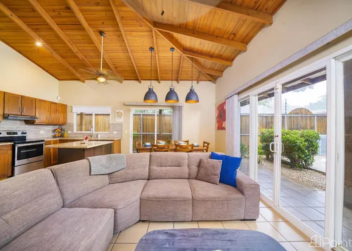 Holiday home Beautiful 2-br House Steps From The